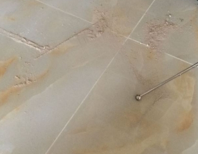 浦东瓷砖空鼓维修公司分享粘合剂选择不当在瓷砖铺贴过程中可能导致以下问题